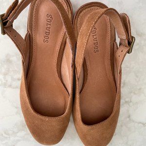 Suede slingbacks by SOLUDOS